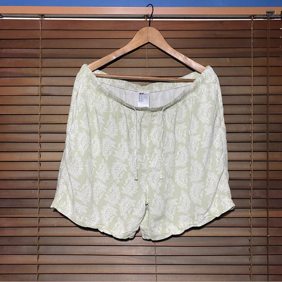 MENS XL TWO-PIECE FESTIVAL SET - Picture 4 of 6